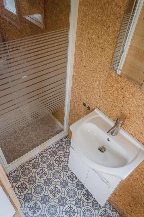Tiny House Hotel Отмарсум Екстериор снимка